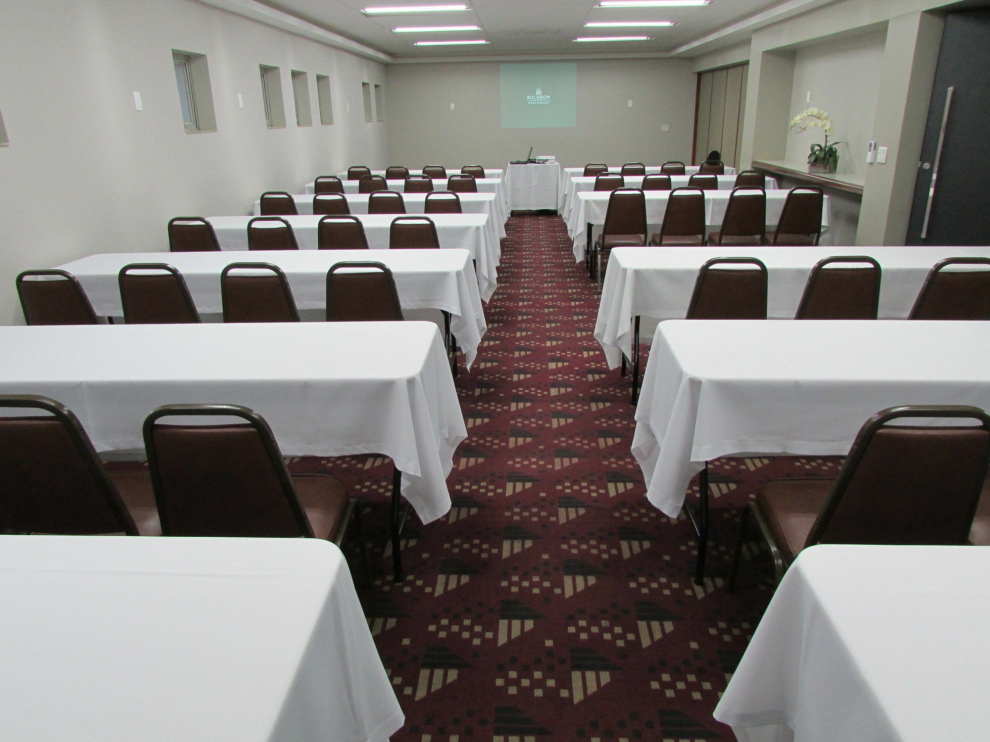 Hotel Bourbon Business 4*